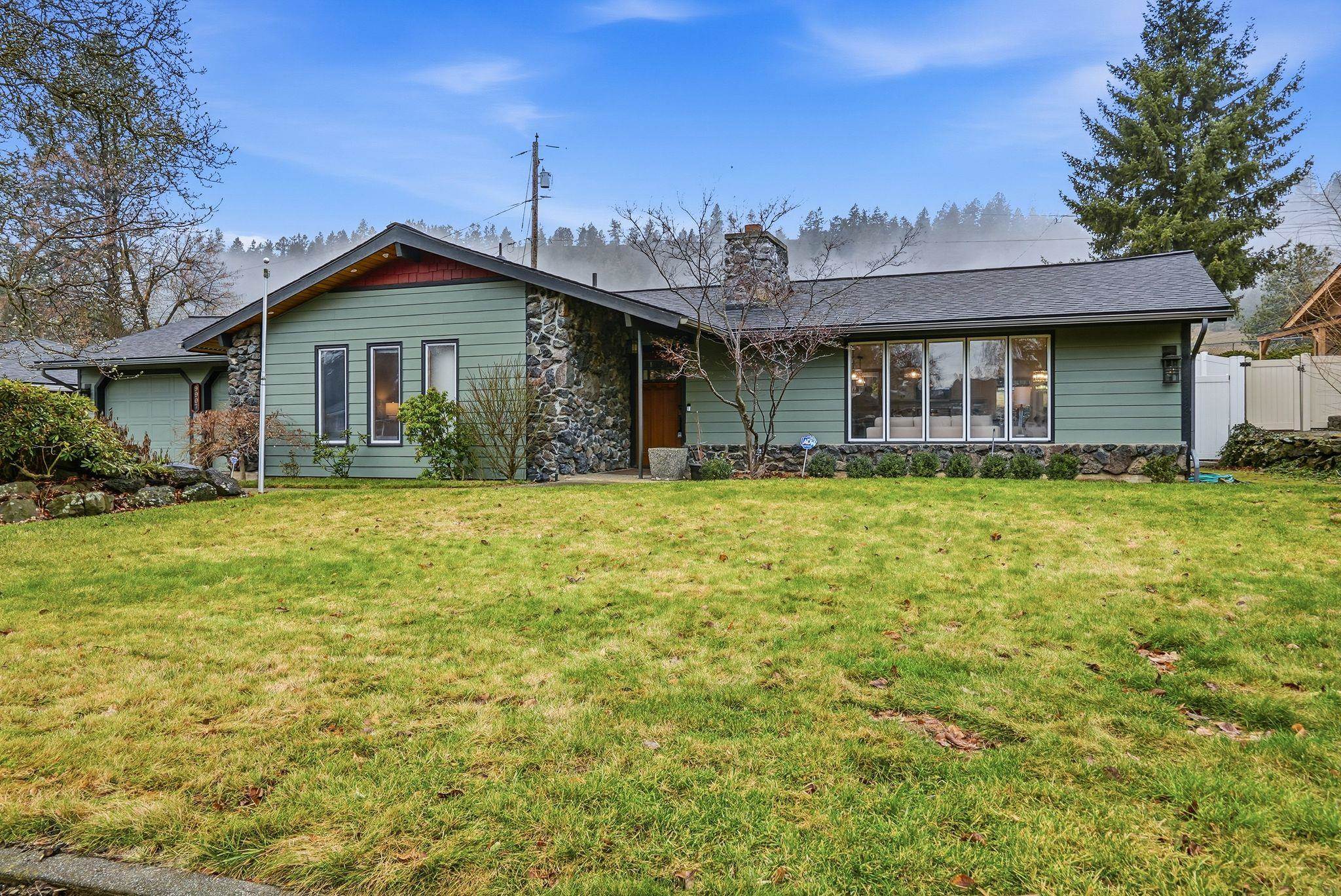 9907 North Huntington Road Spokane, WA 99218 - Photo 6 of 50