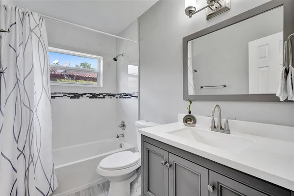 $750,000 | 4017 Woodside Drive, Coral Springs, FL 33065