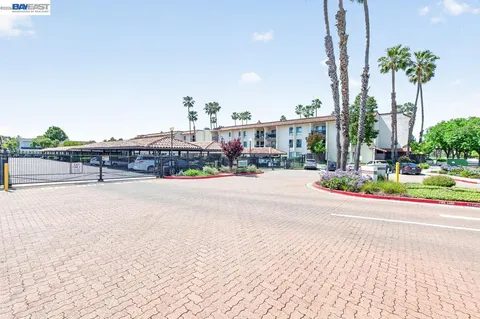 $599,000 | 39931 Cedar Boulevard, Unit 309, Newark, CA 94560