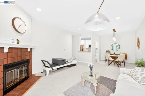 $599,000 | 39931 Cedar Boulevard, Unit 309, Newark, CA 94560