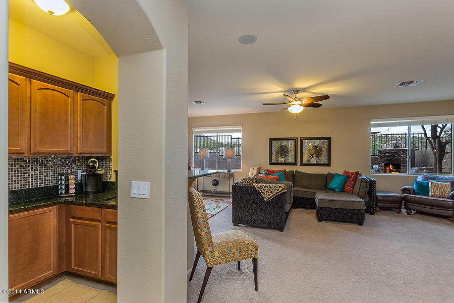 2534 East Ridge Creek Road Phoenix, AZ 85024 - Photo 12 of 31 Ridge Crk Wetbar & Fam