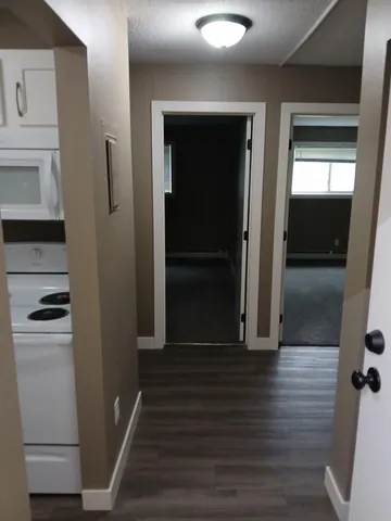 $950 | 801 Pearl Avenue, Unit 106, Marshall, MN 56258