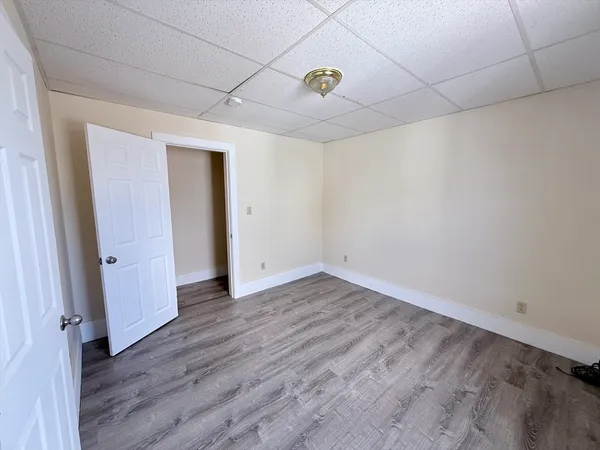 $2,500 | 7 Cottage Street, Unit 2, Worcester, MA 01609