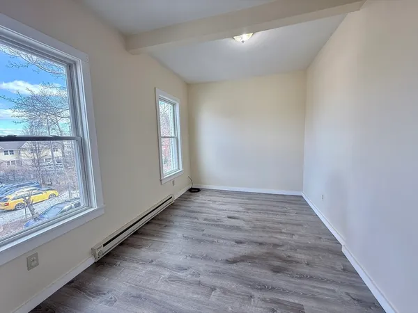 $2,500 | 7 Cottage Street, Unit 2, Worcester, MA 01609