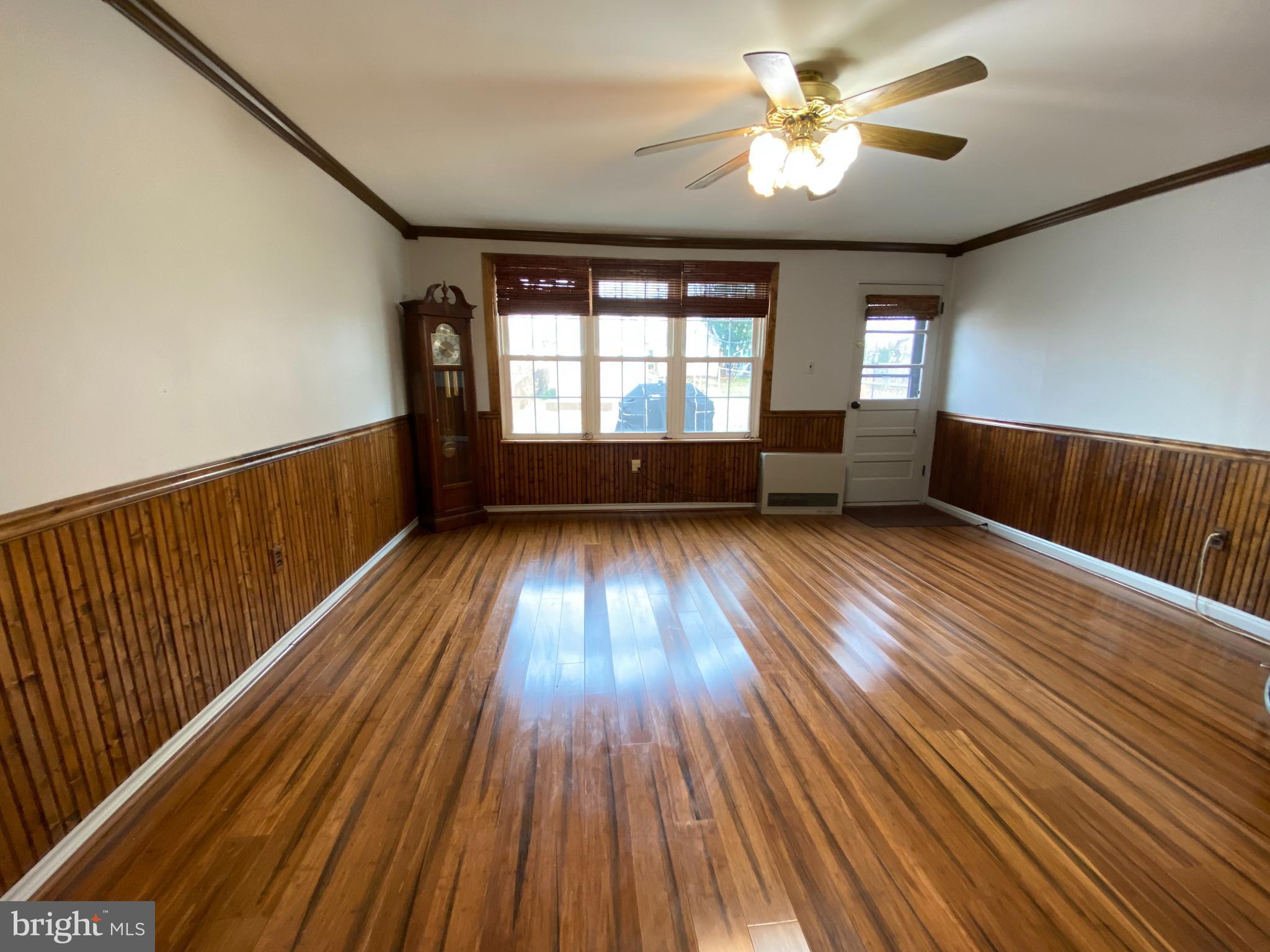 3209 Fairdale Road Philadelphia, PA 19154 - Photo 9 of 23 Ceiling fan, supplemental heater