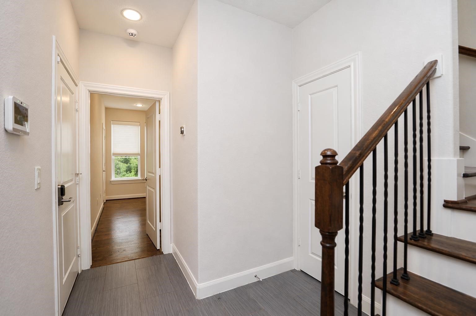 2212 Stuart Street Houston, TX 77004 - Photo 7 of 43