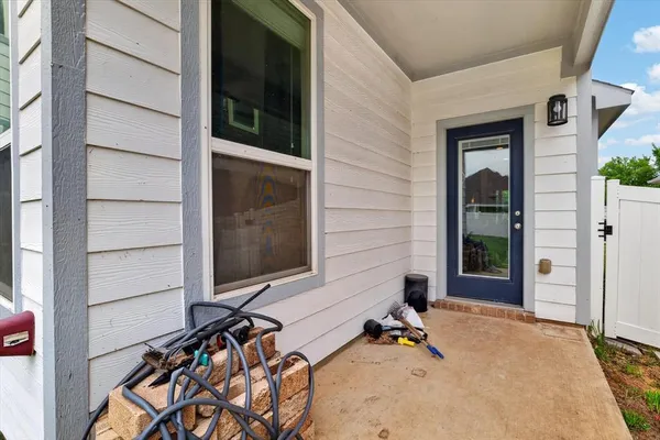 $425,000 | 9140 Cranston Court, Providence Village, TX 76227