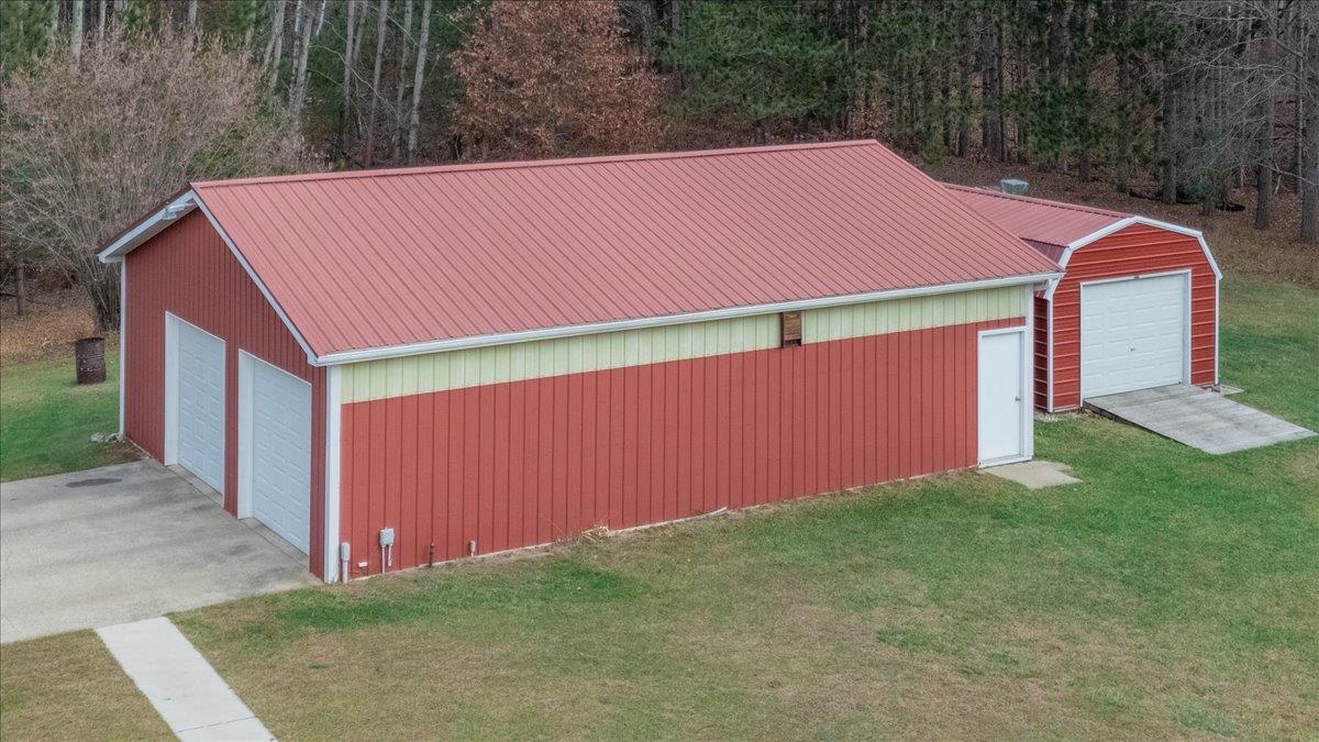 2831 Pointer Road West Branch, MI 48661 - Photo 10 of 47