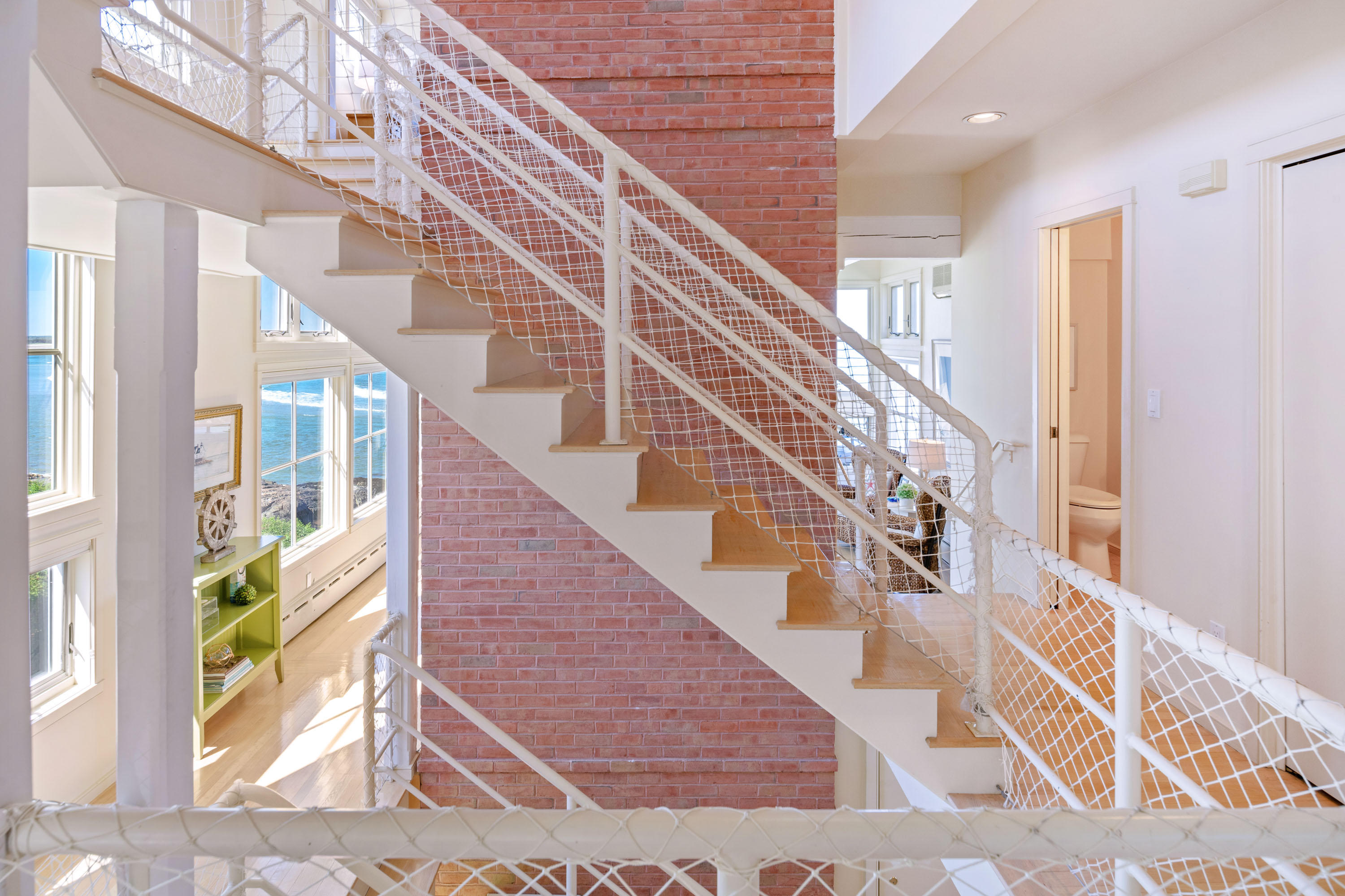 111 Israel Head Road Ogunquit, ME 03907 - Photo 21 of 37 Staircase