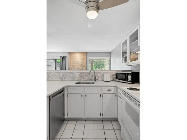$299,000 | 7911 Countryside Drive, Unit 131, Niwot, CO 80503