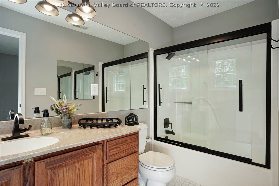 100 Fox Run Road Hurricane, WV 25526 - Photo 22 of 46 Gallery Image 22