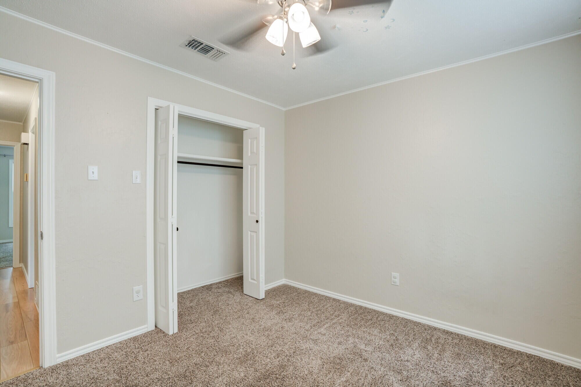 2621 76th Street Lubbock, TX 79423 - Photo 29 of 31 DSC07721_2_3_4_5