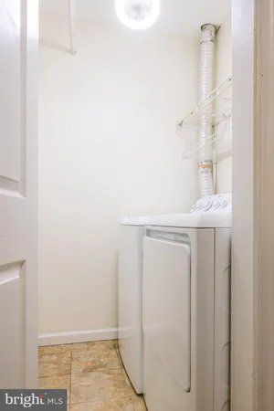 $259,000 | 14805 Rydell Road, Unit B2, Centreville, VA 20121