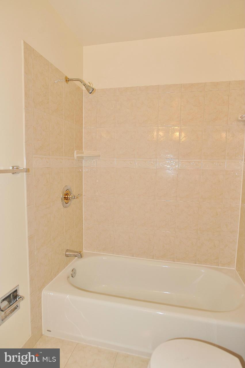 8816 Shadowlake Way Springfield, VA 22153 - Photo 12 of 23 Master Bath