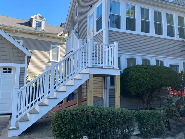 $1,900 | 24 Union Street, Unit 2 REAR, Beverly, MA 01915