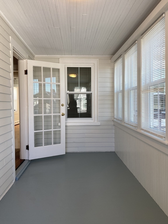 24 Union Street, Unit 2 REAR Beverly, MA 01915 - Photo 4 of 16