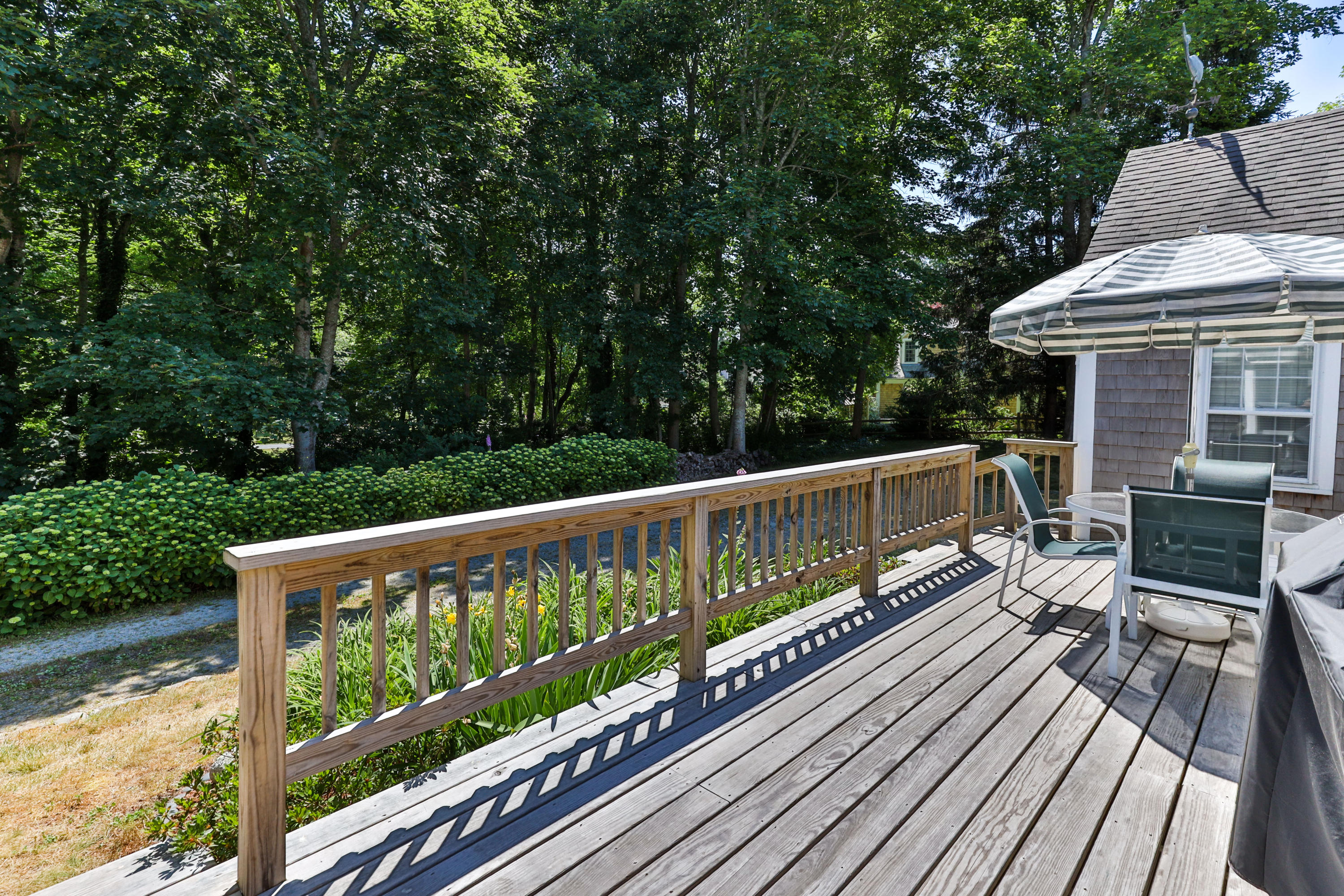 11 Tonset Road Orleans, MA 02653 - Photo 17 of 37 11TonLR-31
