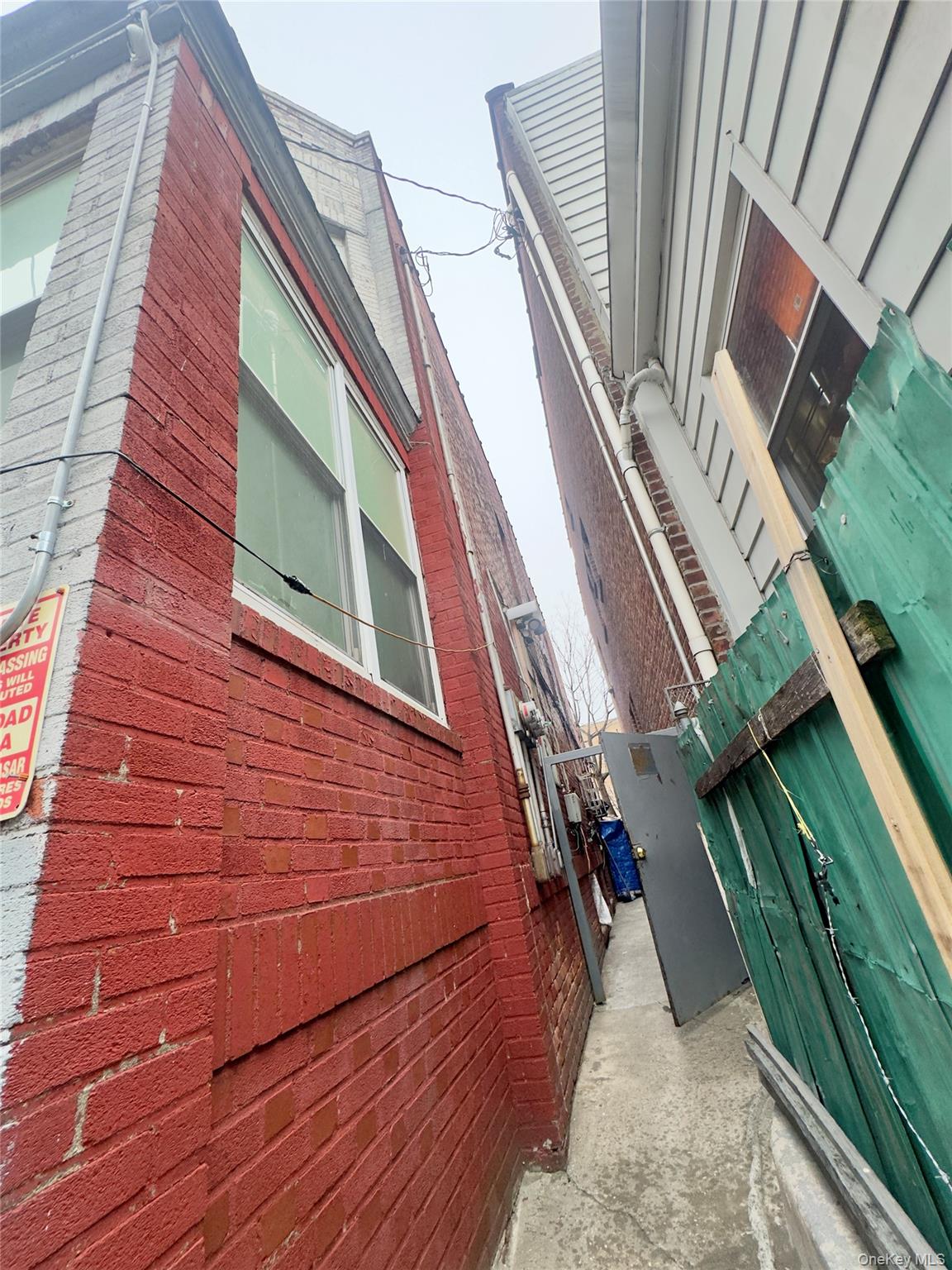 104-60 Roosevelt Avenue Queens, NY 11368 - Photo 3 of 11