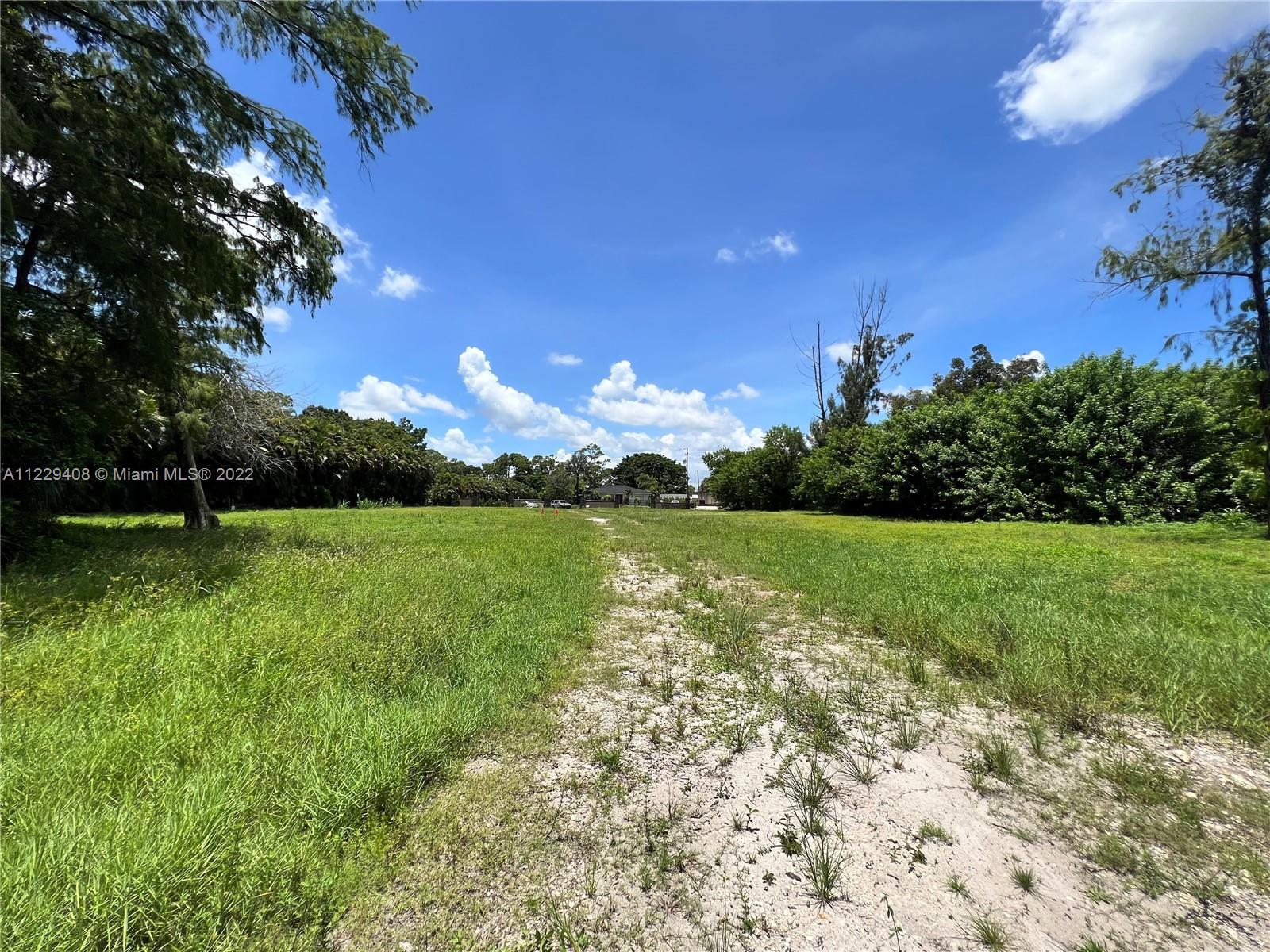 5680 Pine Tree Road Parkland, FL 33067 - Photo 7 of 16 Gallery Image 7