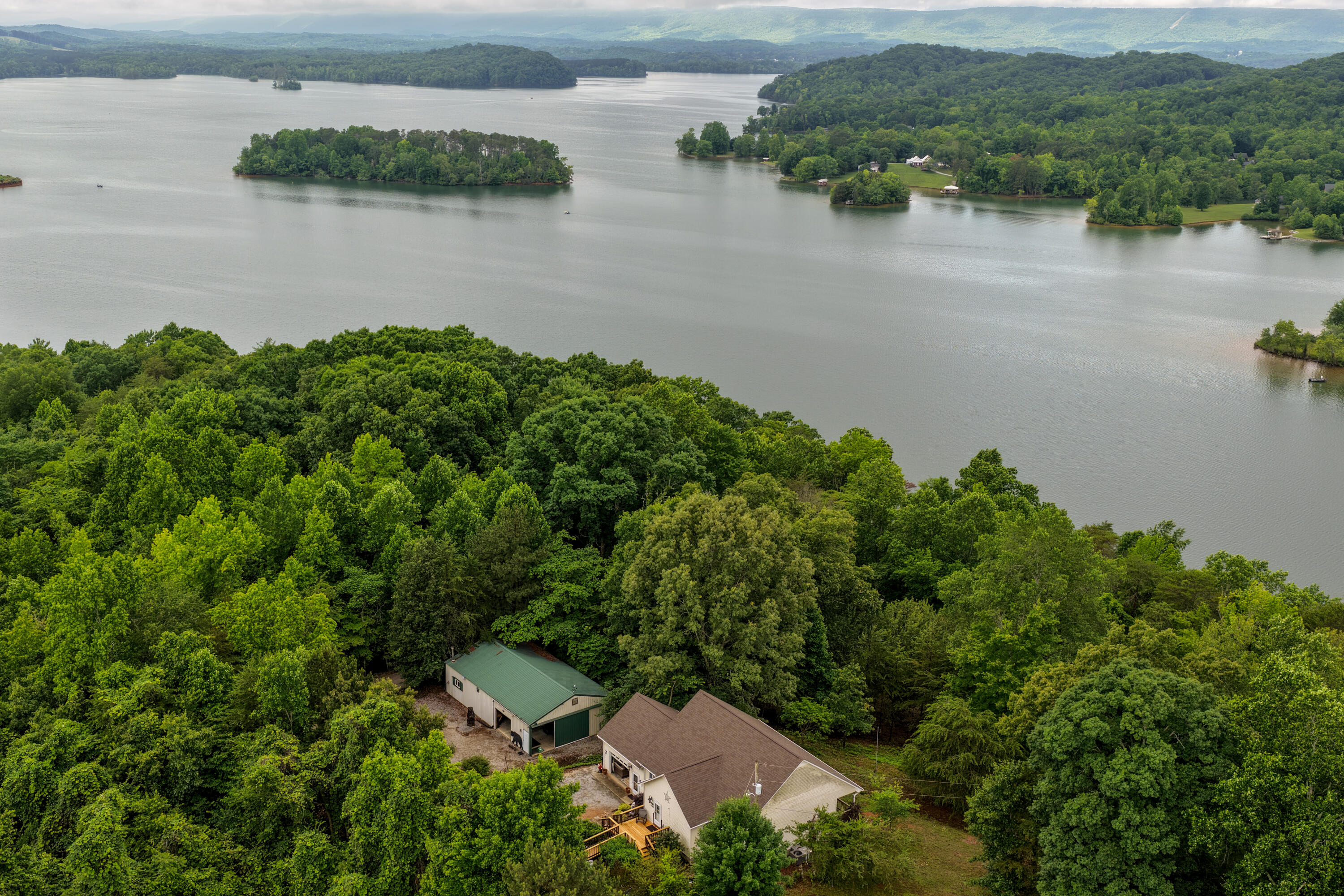 965 Lakewood Village Road Spring City, TN 37381 - Photo 2 of 60 Lakewood-69