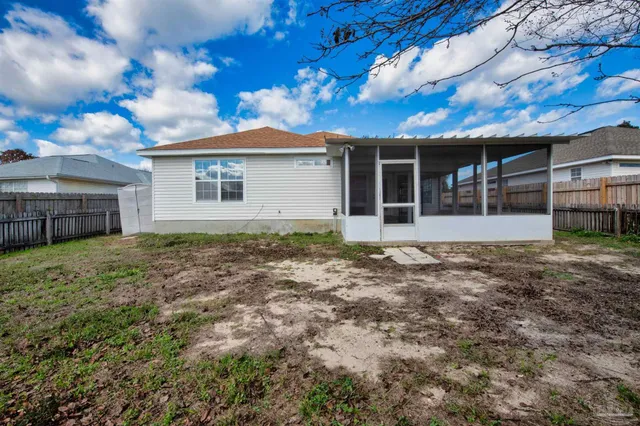 $2,200 | 6463 Sailport Cove, Gulf Breeze, FL 32563