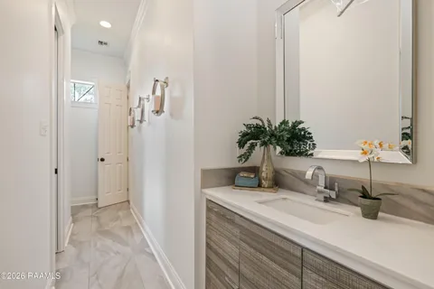 $740,000 | 113 Littlefield Drive, Lafayette, LA 70508