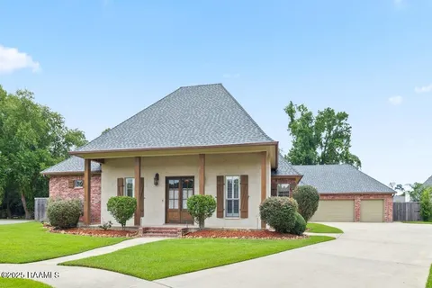 $740,000 | 113 Littlefield Drive, Lafayette, LA 70508