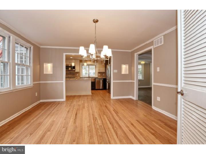 4 Dunbarton Road Cherry Hill, NJ 08003 - Photo 4 of 25 Dining Room