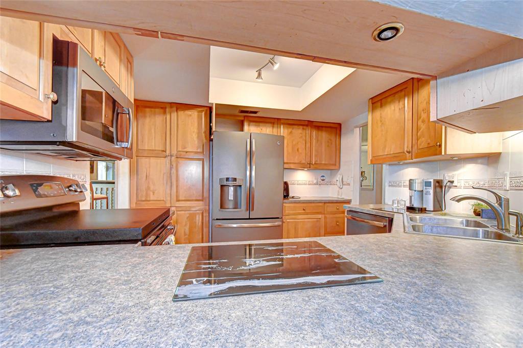 8120 North Albany Avenue Tampa, FL 33604 - Photo 31 of 63