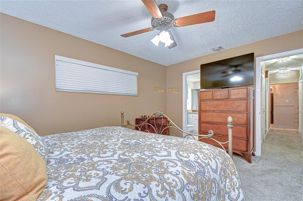 8120 North Albany Avenue Tampa, FL 33604 - Photo 34 of 63