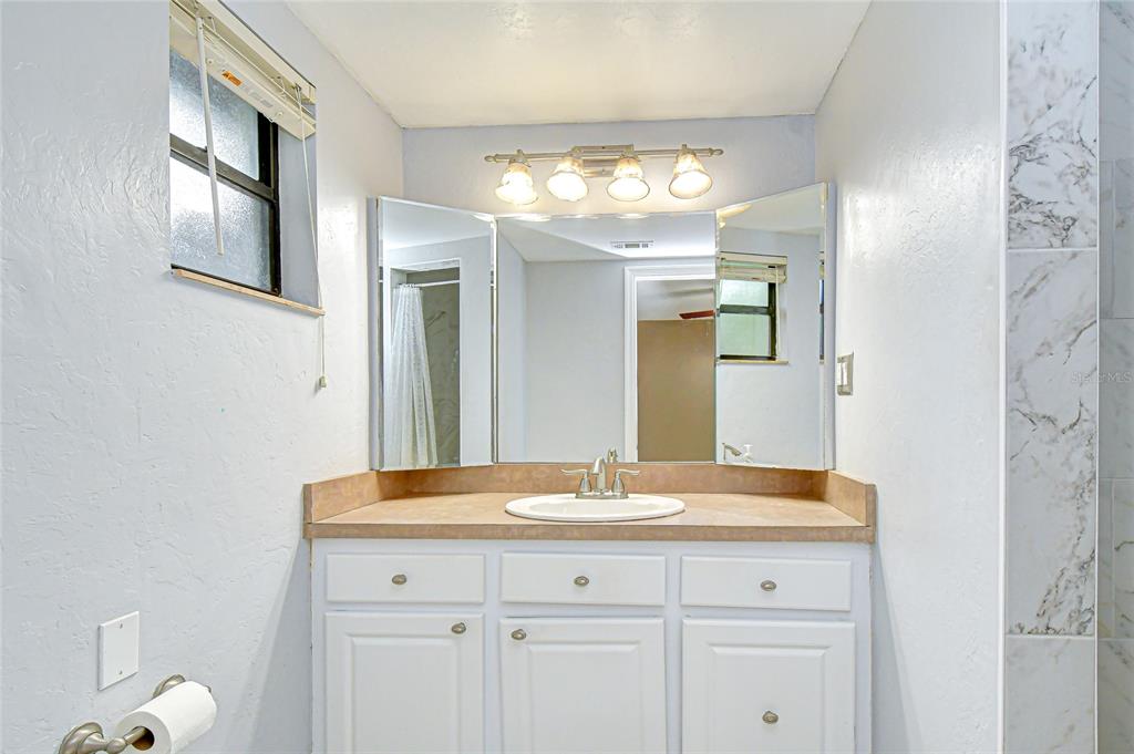 8120 North Albany Avenue Tampa, FL 33604 - Photo 35 of 63