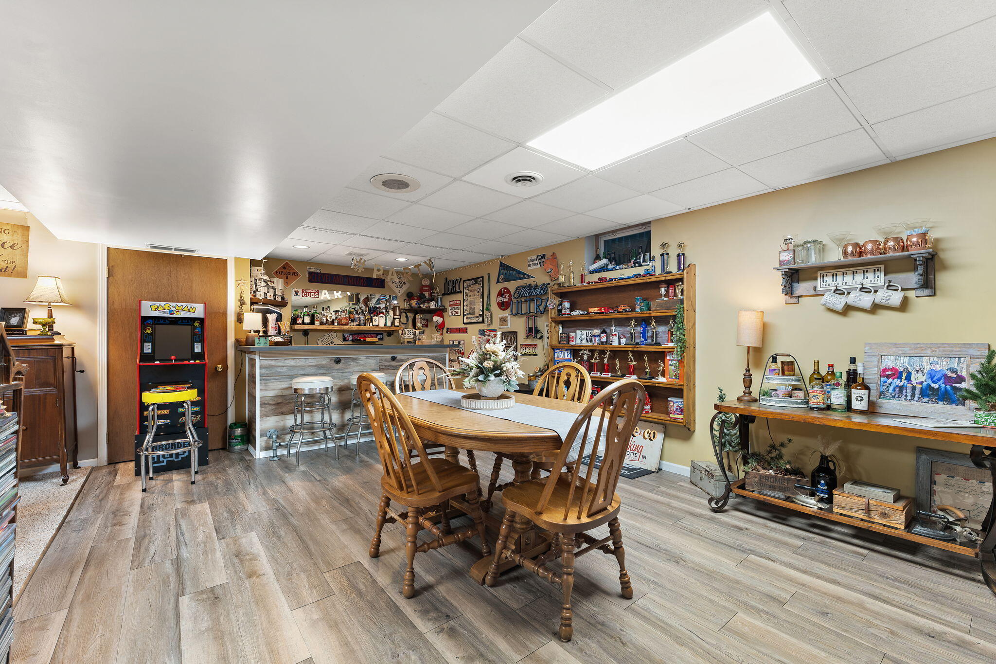 121 7th Avenue Northwest De Motte, IN 46310 - Photo 21 of 33 2048x1365