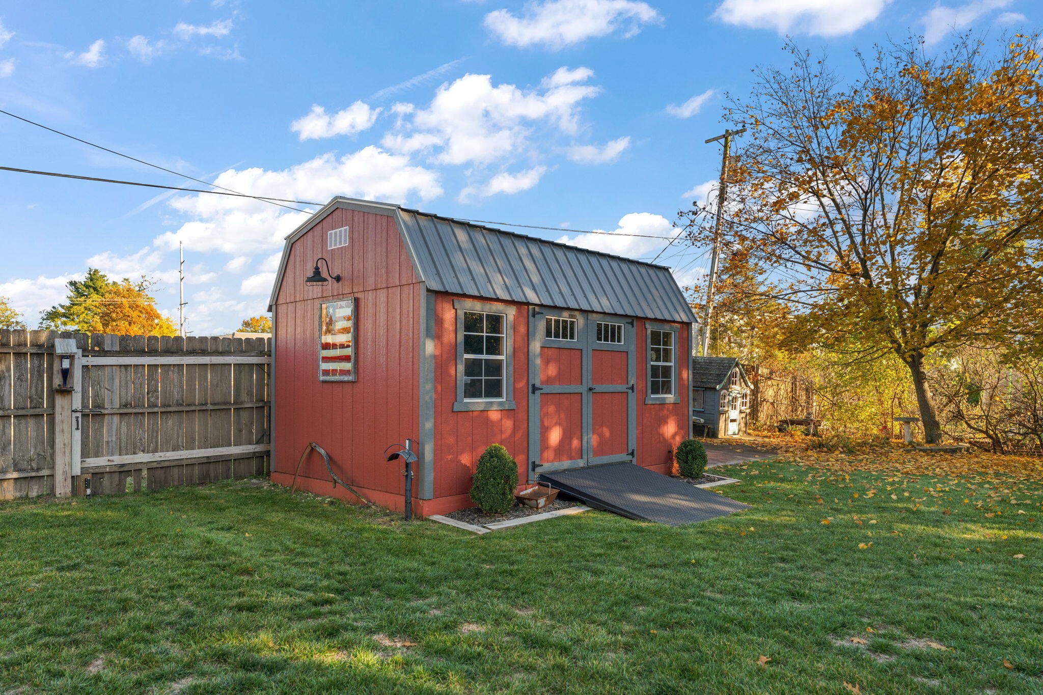 121 7th Avenue Northwest De Motte, IN 46310 - Photo 31 of 33 2048x1365