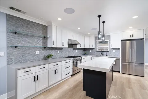 $918,000 | 803 Carlet Street, La Verne, CA 91750