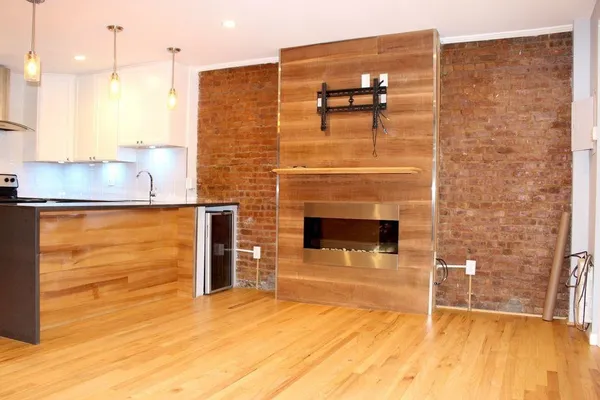 $2,350 | 1209 Palisade Avenue, Unit 1, Union City, NJ 07087