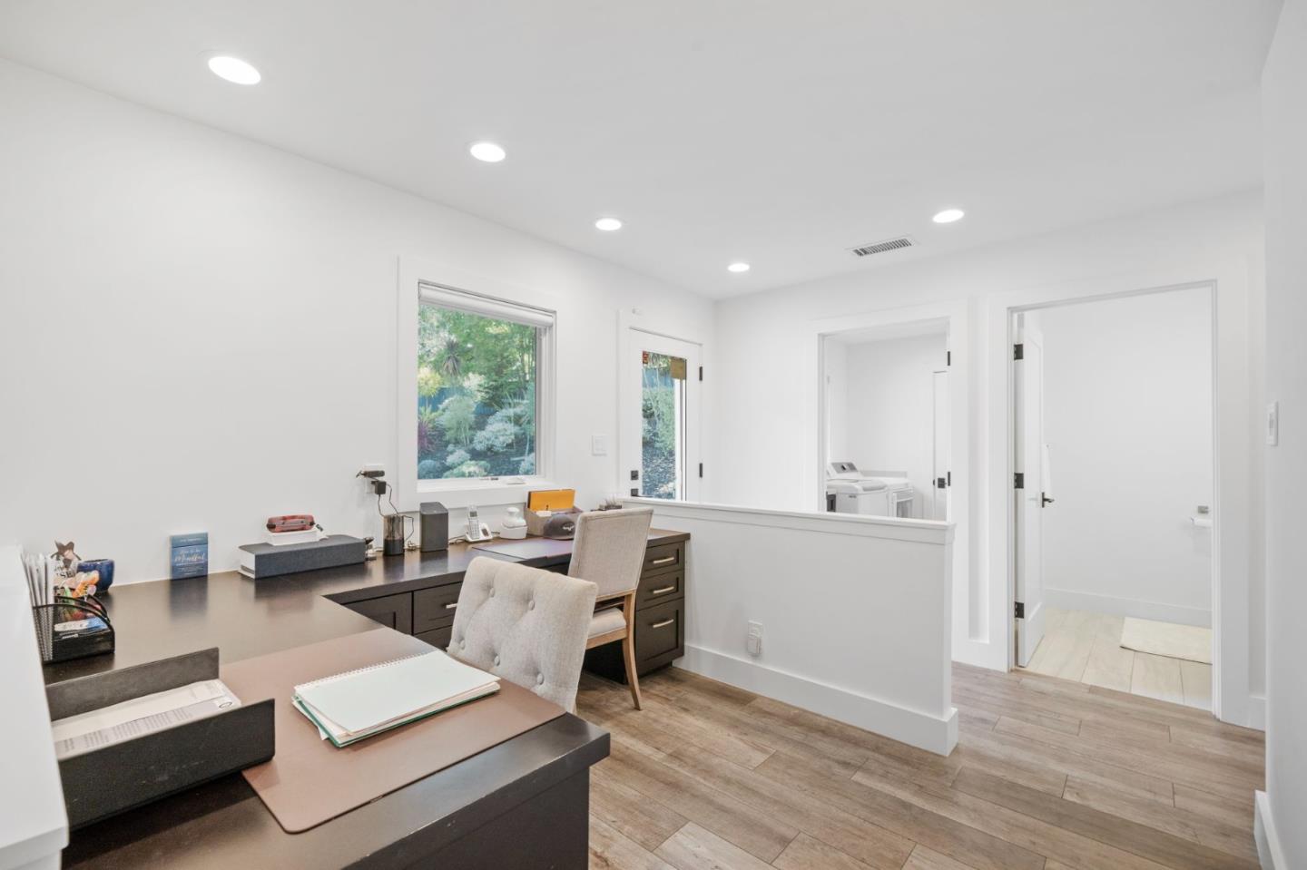 575 Darrell Road Hillsborough, CA 94010 - Photo 27 of 75