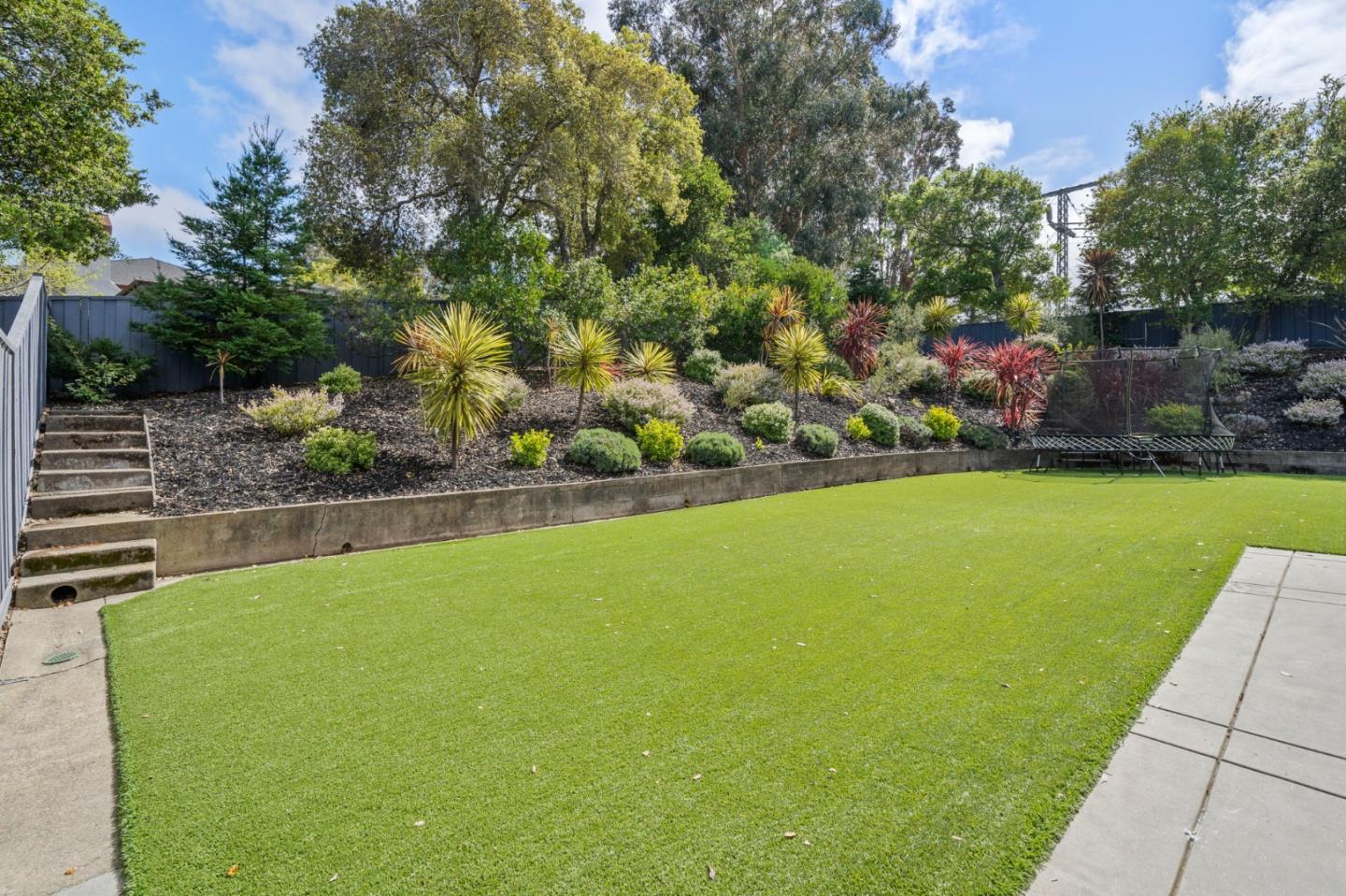 575 Darrell Road Hillsborough, CA 94010 - Photo 52 of 75