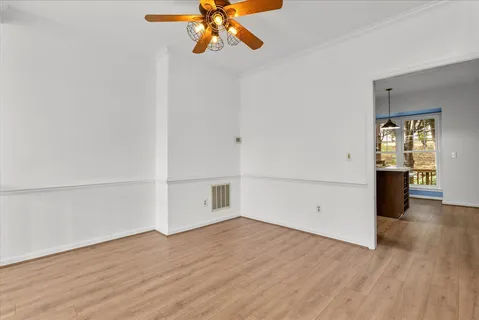 $669,000 | 671 Burnside Terrace Southeast, Leesburg, VA 20175