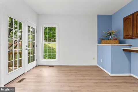 $669,000 | 671 Burnside Terrace Southeast, Leesburg, VA 20175