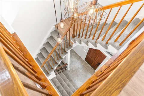 $669,000 | 671 Burnside Terrace Southeast, Leesburg, VA 20175