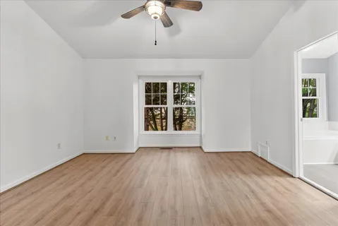 $669,000 | 671 Burnside Terrace Southeast, Leesburg, VA 20175