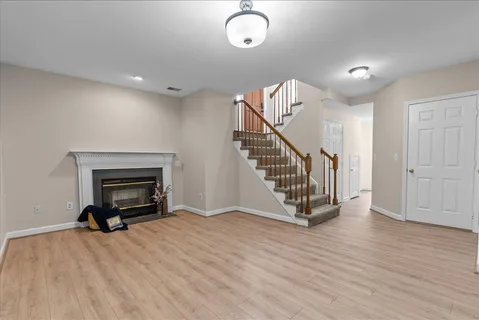 $669,000 | 671 Burnside Terrace Southeast, Leesburg, VA 20175
