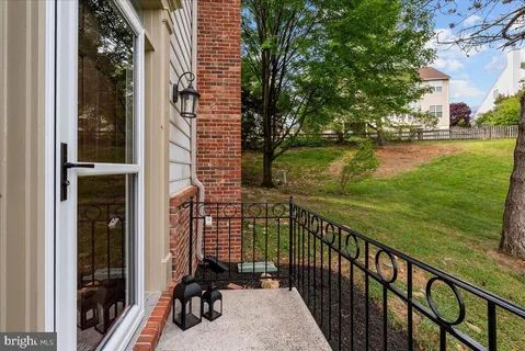 $669,000 | 671 Burnside Terrace Southeast, Leesburg, VA 20175