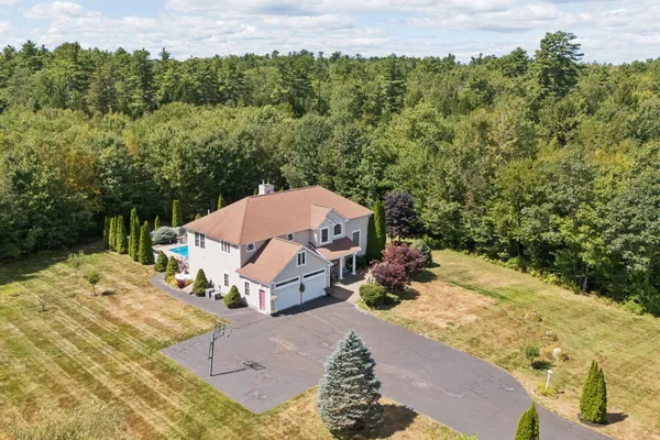$900,000 | 14 Patrick Drive, Gorham, ME 04038