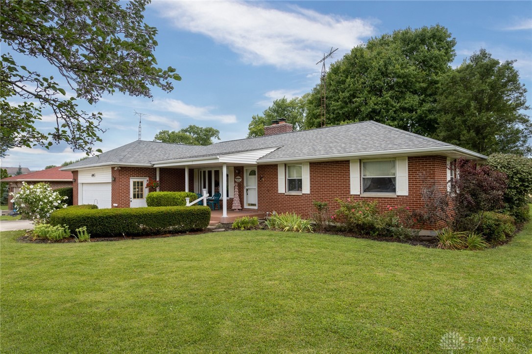 899 Old Springfield Road Vandalia, OH 45377 - Photo 3 of 40 Gallery Image 3
