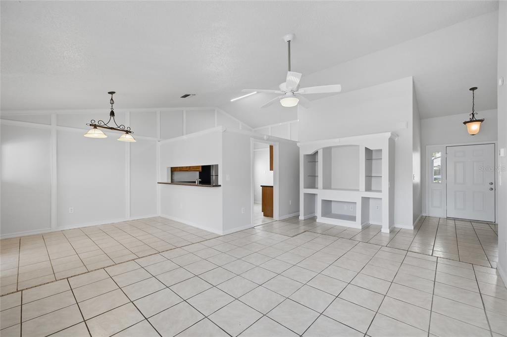 7955 Adelaide Loop New Port Richey, FL 34655 - Photo 5 of 33 Gallery Image 5