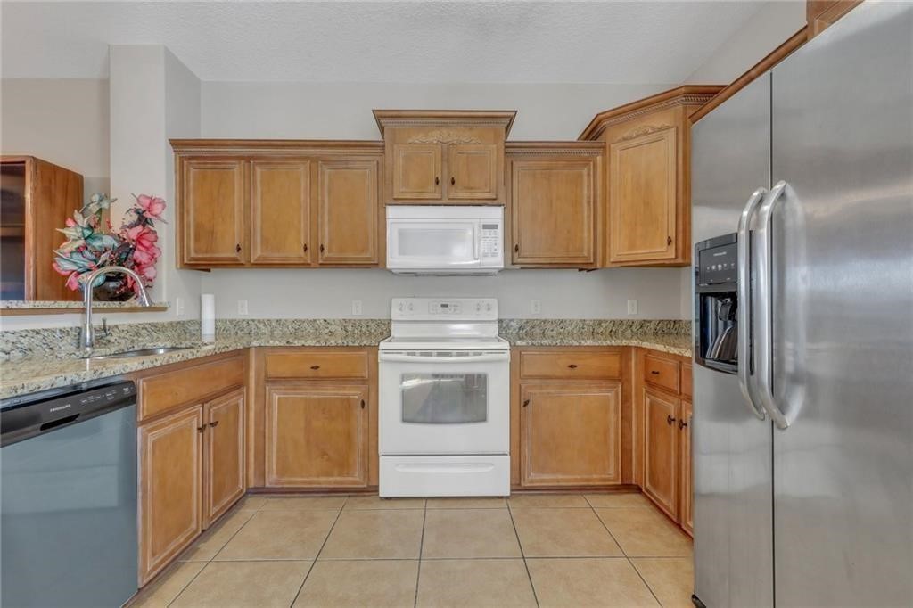 143 Villa Road Brunswick, GA 31525 - Photo 3 of 13