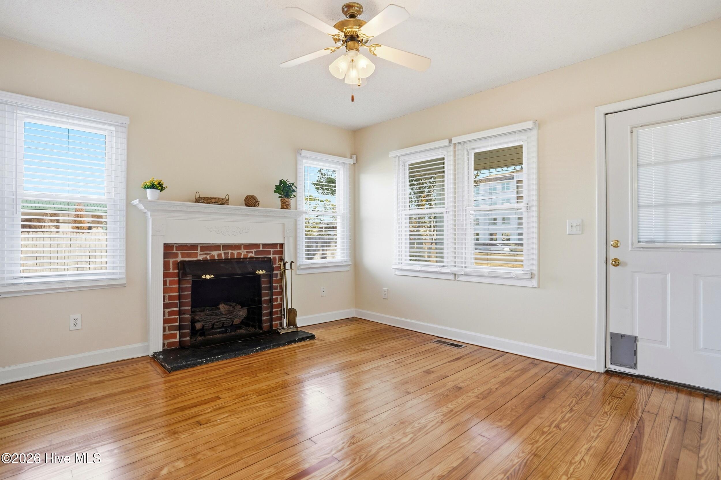 3908 Carolina Beach Road Wilmington, NC 28412 - Photo 14 of 33 7_3908_carolinabeachrd_0007