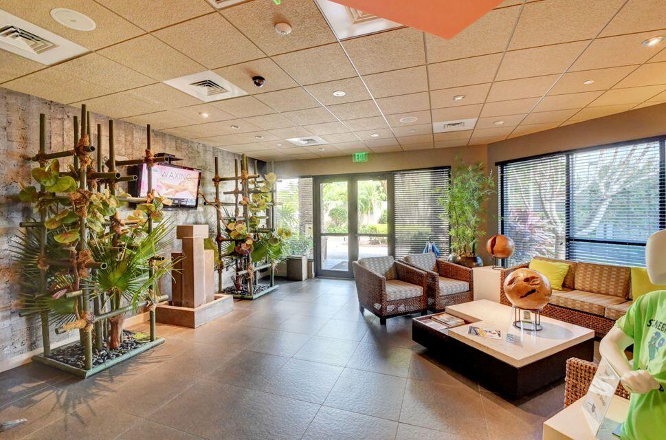 10690 Stonebridge Boulevard Boca Raton, FL 33498 - Photo 56 of 65 2