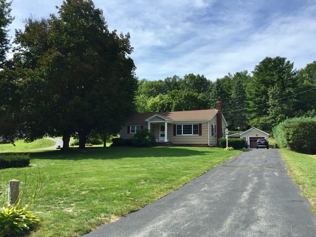 51 Sutton Road Webster, MA 01570 - Photo 2 of 26 Gallery Image 2